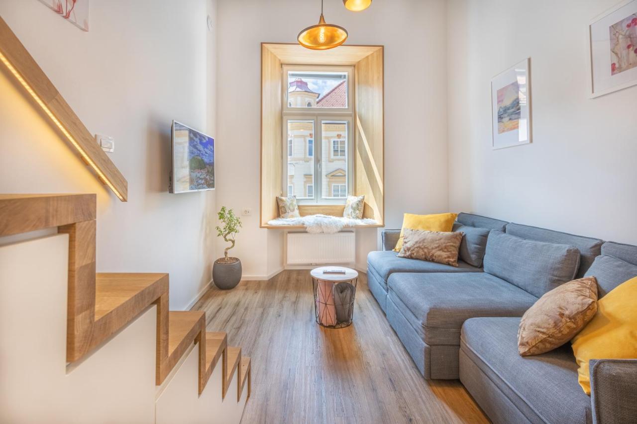 Old Quarter Residence リュブリャナ エクステリア 写真